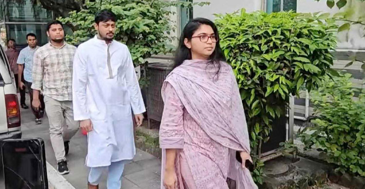 খালেদা জিয়াকে দেখতে হাসপাতালে এনসিপির ৩ নেতা