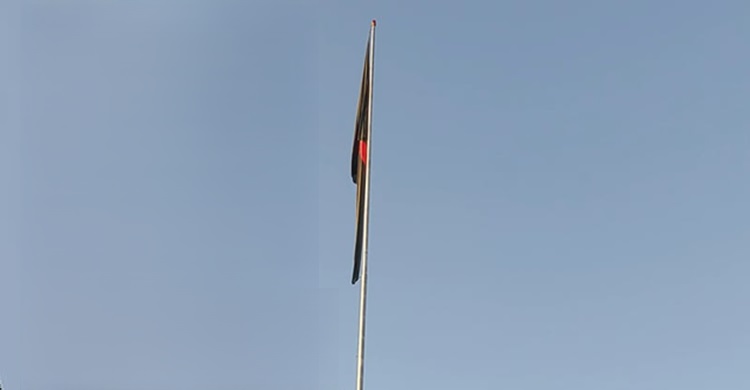 সীমান্তে দেশের সর্বোচ্চ উচ্চতার জাতীয় পতাকা উত্তোলন