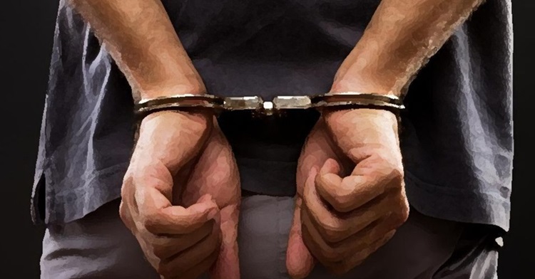 রাতে ফার্মগেটে ককটেল বিস্ফোরণ, আটক ২