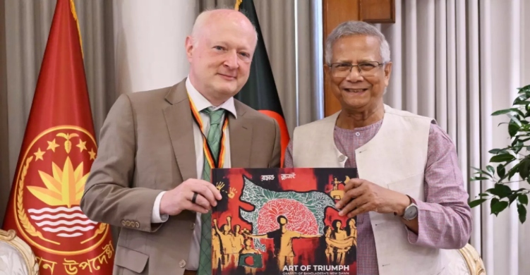 নির্বাচনের আগে বিভ্রান্তি ছড়ানোর অন্যতম বড় চ্যালেঞ্জ: প্রধান উপদেষ্টা