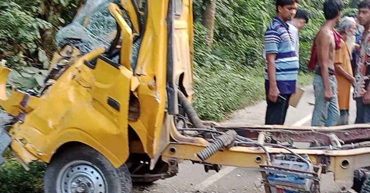 টাঙ্গাইলে ত্রিমুখী সংঘর্ষে নিহত ৪