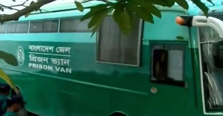 গুমের মামলায় ১৫ সেনা কর্মকর্তাকে হাজির করা হয়েছে ট্রাইব্যুনালে
