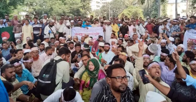 শিক্ষকদের উপস্থিতি বাড়ছে, চলছে লং মার্চ টু সচিবালয়ের প্রস্তুতি