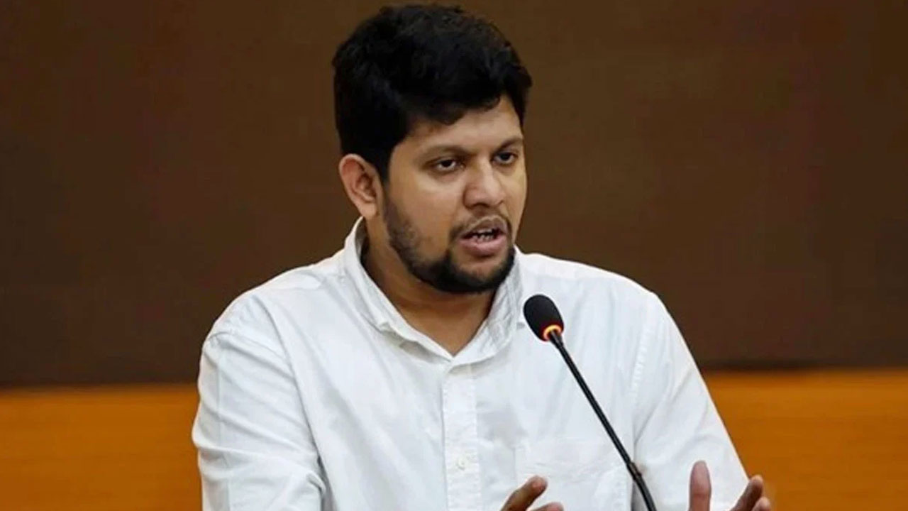 উপদেষ্টা পরিষদের সভা নভেম্বরেই শেষ: তথ্য উপদেষ্টা