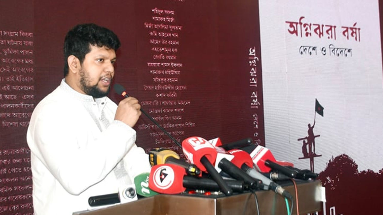 আওয়ামী লীগ ২০১৪ সালের পর দেউলিয়া হয়ে গেছে: তথ্য উপদেষ্টা