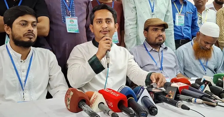 আমরা জাতীয় পার্টির মতো ‘পোষা রাজনীতি’ করতে আসিনি: সারজিস আলম