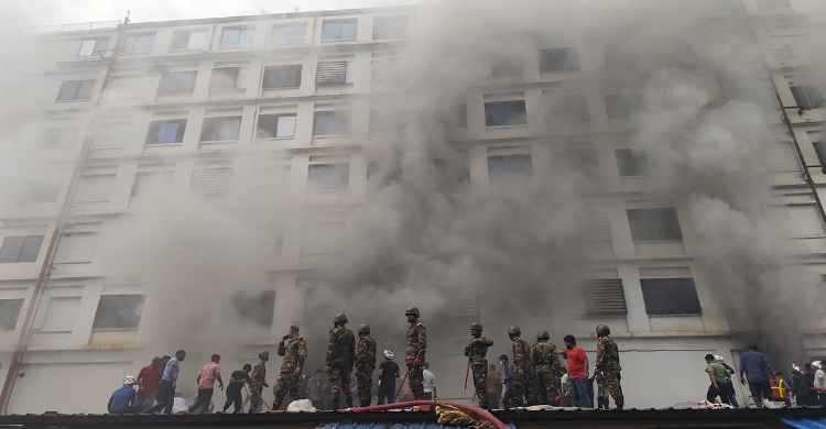 আশুলিয়ায় পোশাক কারখানার আগুন নিয়ন্ত্রণে