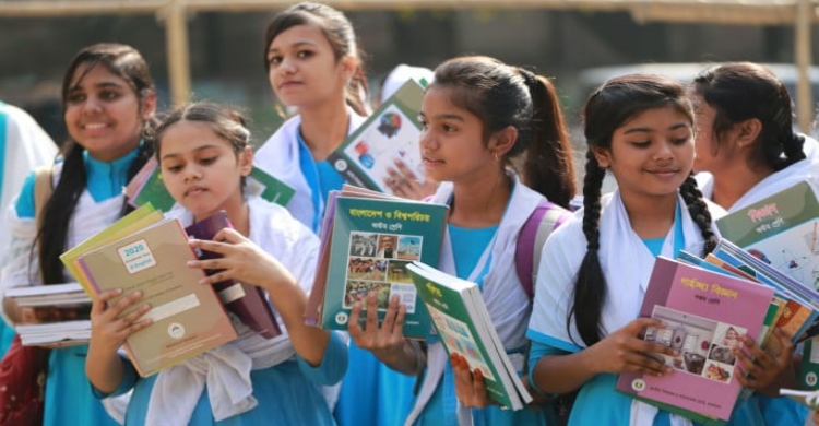 ৪৪৫ কোটি টাকার প্রস্তাব অনুমোদন বিনামূল্যে পাঠ্যবই বিতরণে 