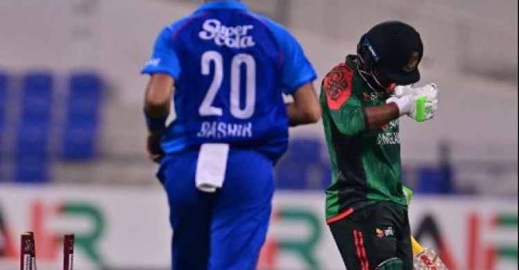 বাংলাদেশ কি পারবে হোয়াইটওয়াশ এড়াতে?