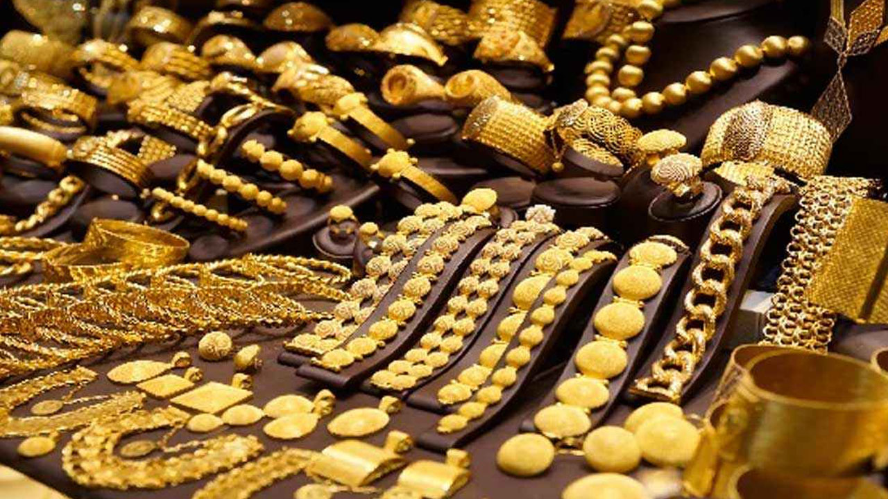 একলাফে বাড়ল স্বর্ণের দাম