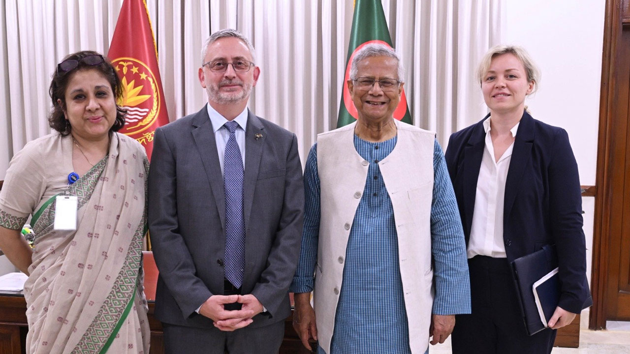 বাংলাদেশে বৃহৎ নির্বাচন পর্যবেক্ষক দল পাঠাবে ইইউ: রাষ্ট্রদূত মিলার