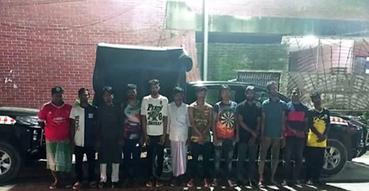 জেনেভা ক্যাম্পে সেনাবাহিনী ও র্যাবের অভিযানে গ্রেফতার ১৭