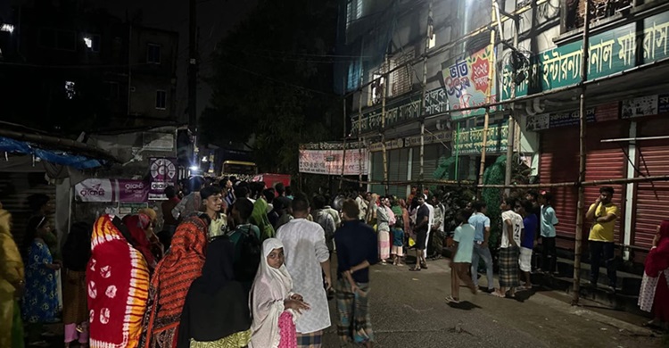 নারায়ণগঞ্জে ছাত্রকে ধর্ষণের অভিযোগ, অভিযুক্ত শিক্ষক আটক