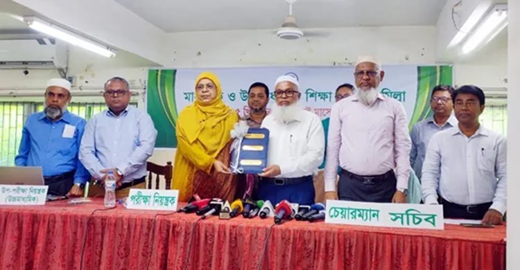 ইংরেজি-উচ্চতর গণিতে ফল বিপর্যয়ে কুমিল্লায় এইচএসসিতে ধস