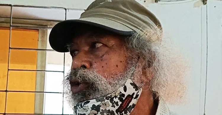 ব্যক্তিগত পিস্তলের লাইসেন্স নবায়ন করতে গিয়ে গণজাগরণ মঞ্চের নেতা গ্রেপ্তার