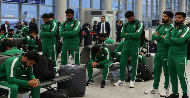 জাপানের বিমানবন্দরে ধরা খেল পাকিস্তানের 'নকল' ফুটবল দল