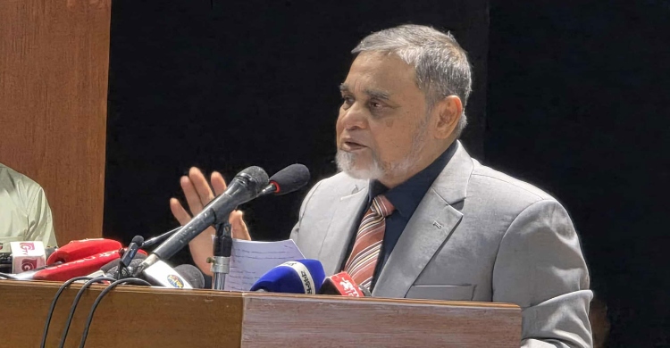 আল্লাহকে সাক্ষী রেখে শপথ করলেন নির্বাচন কর্মকর্তারা