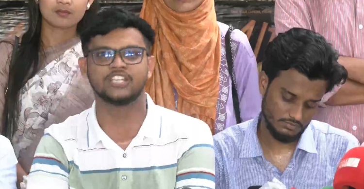 নির্বাচন কমিশন প্রত্যেকটি দিন তার নিরপেক্ষতা হারাচ্ছে: আবু বাকের