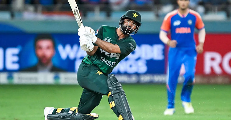 চ্যাম্পিয়ন হতে পাকিস্তানকে ১৪৬ রানে গুটিয়ে দিল ভারত