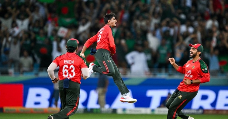 পাকিস্তানকে ১৩৫ রানে থামিয়েছে বাংলাদেশ