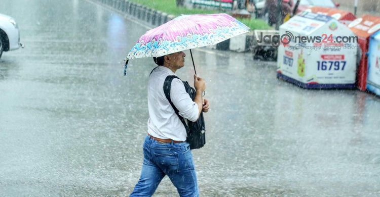 আজকের আবহাওয়া: ঢাকায় বজ্রসহ বৃষ্টি হতে পারে