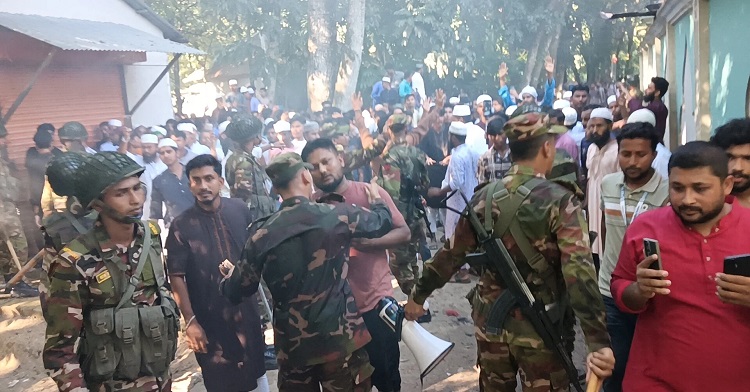 রাজবাড়ীতে নুরাল পাগলার দরবারে হামলার ঘটনায় একজন নিহত