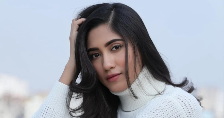 অবশেষে মুখ খুললেন সাফা কবির