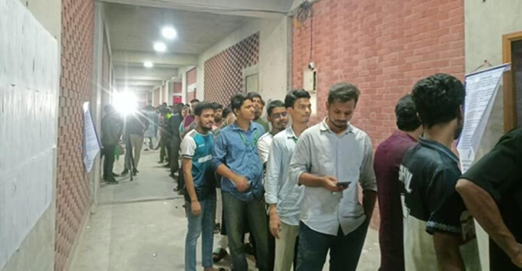 জাকসু নির্বাচনে কোন হলে কত ভোট পড়লো