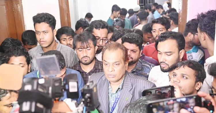 জাকসু: ফল ঘোষণার সময় নির্দিষ্টভাবে বলতে পারছি না: নির্বাচন কমিশনার