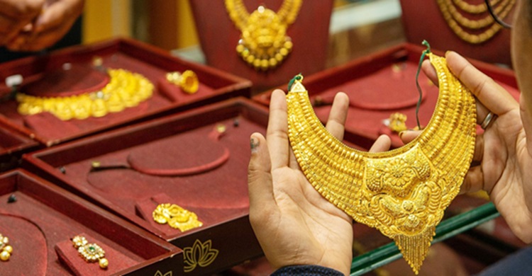 সোনার দাম আবারও বাড়লো